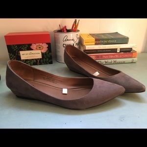 Slinky yet Comfortable Flats